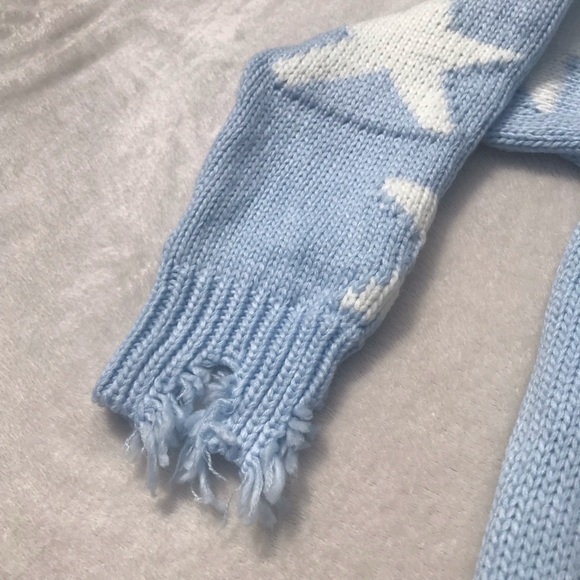 Cute pastel blue kawaii fringe sweater with stars - Picture 5 of 6